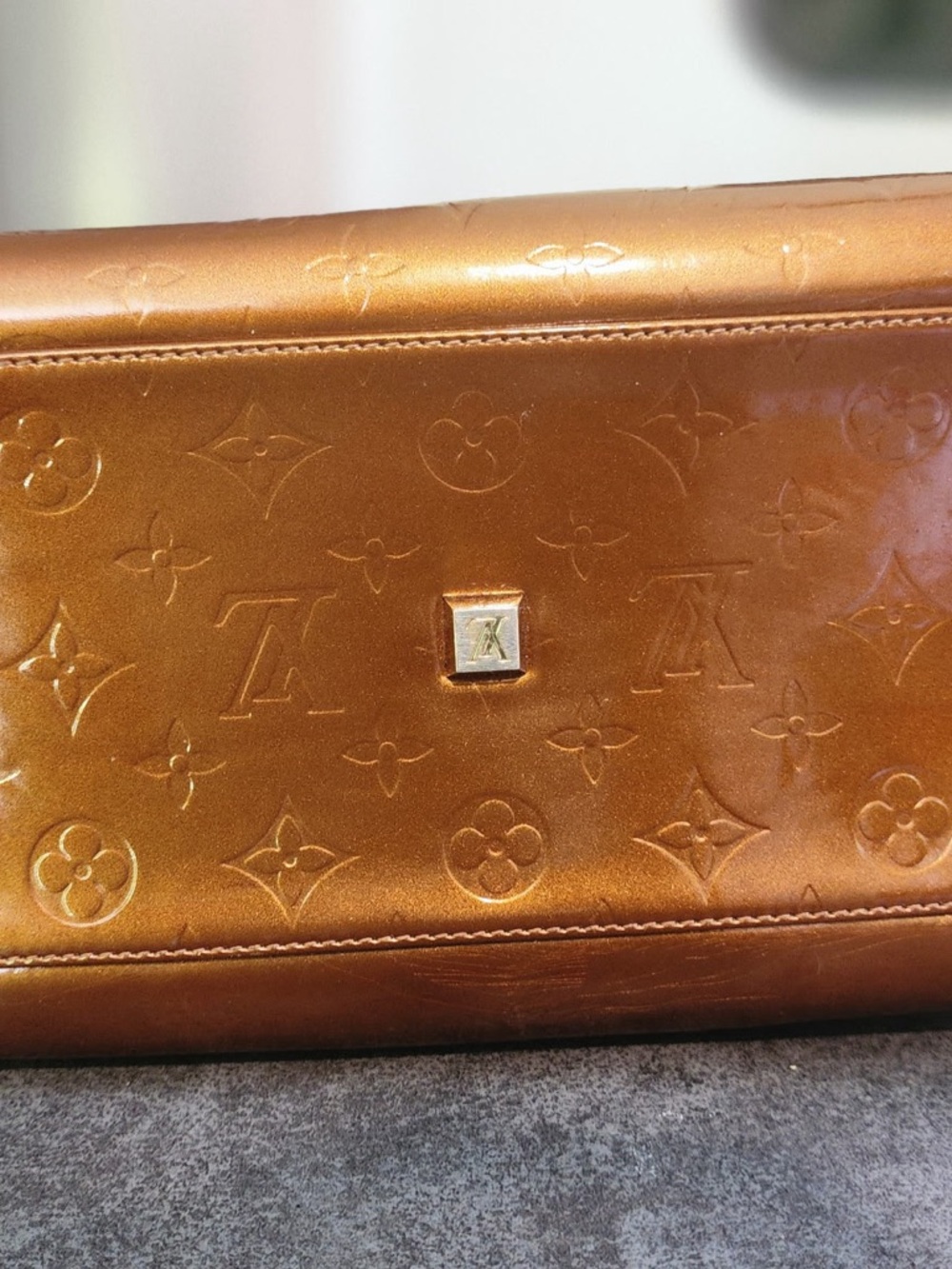 Louis Vuitton Metallic Copper Vernis Monogram Satchel - Picture 5 of 10